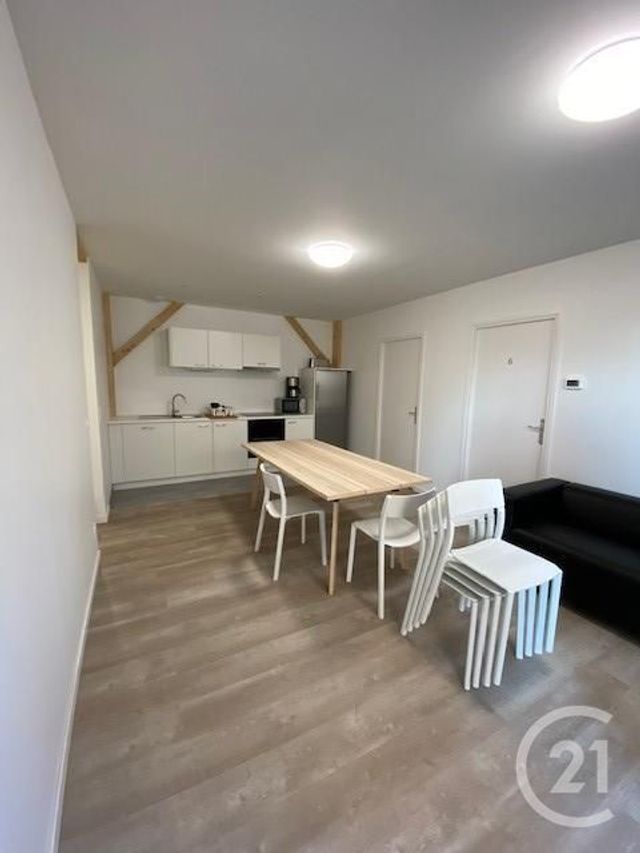 maison à louer - 1 pièce - 10.18 m2 - LEZENNES - 59 - NORD-PAS-DE-CALAIS - Century 21 Lm Immobilier